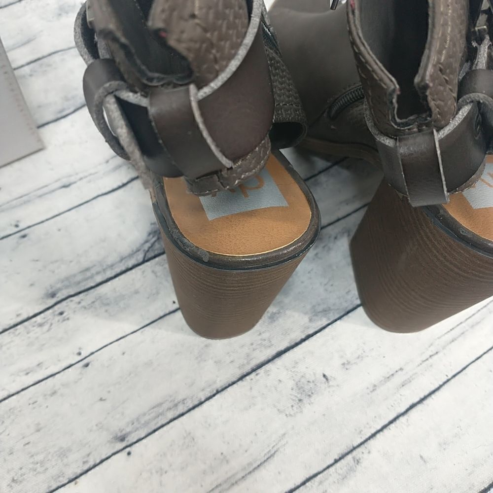Women's SZ 11 DV Teisha Boots Dolce Vita Brown. - Picture 7 of 11
